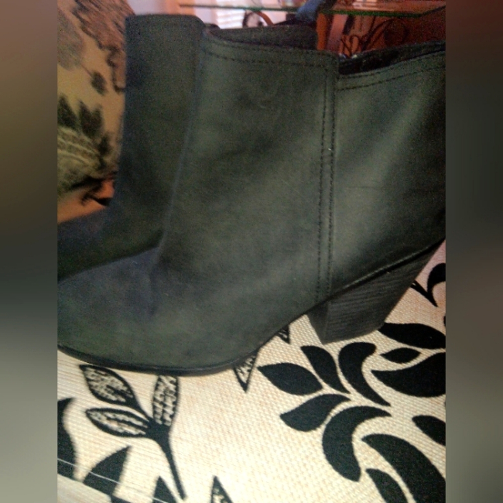 Cole haan black ankle boots